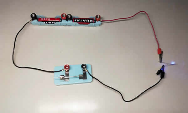 电流和电路实验探究，点亮灯泡/LED灯、拆装海宝电风扇 小能手养成记 第2张