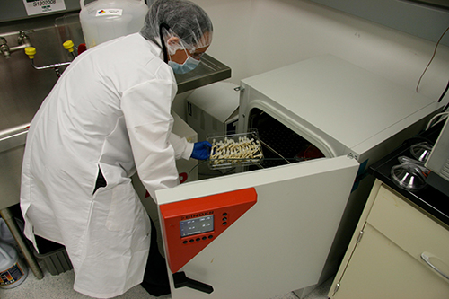 BINDER CO₂培养箱 180度热空气灭菌 符合GLP/GMP的先决条件 第1张